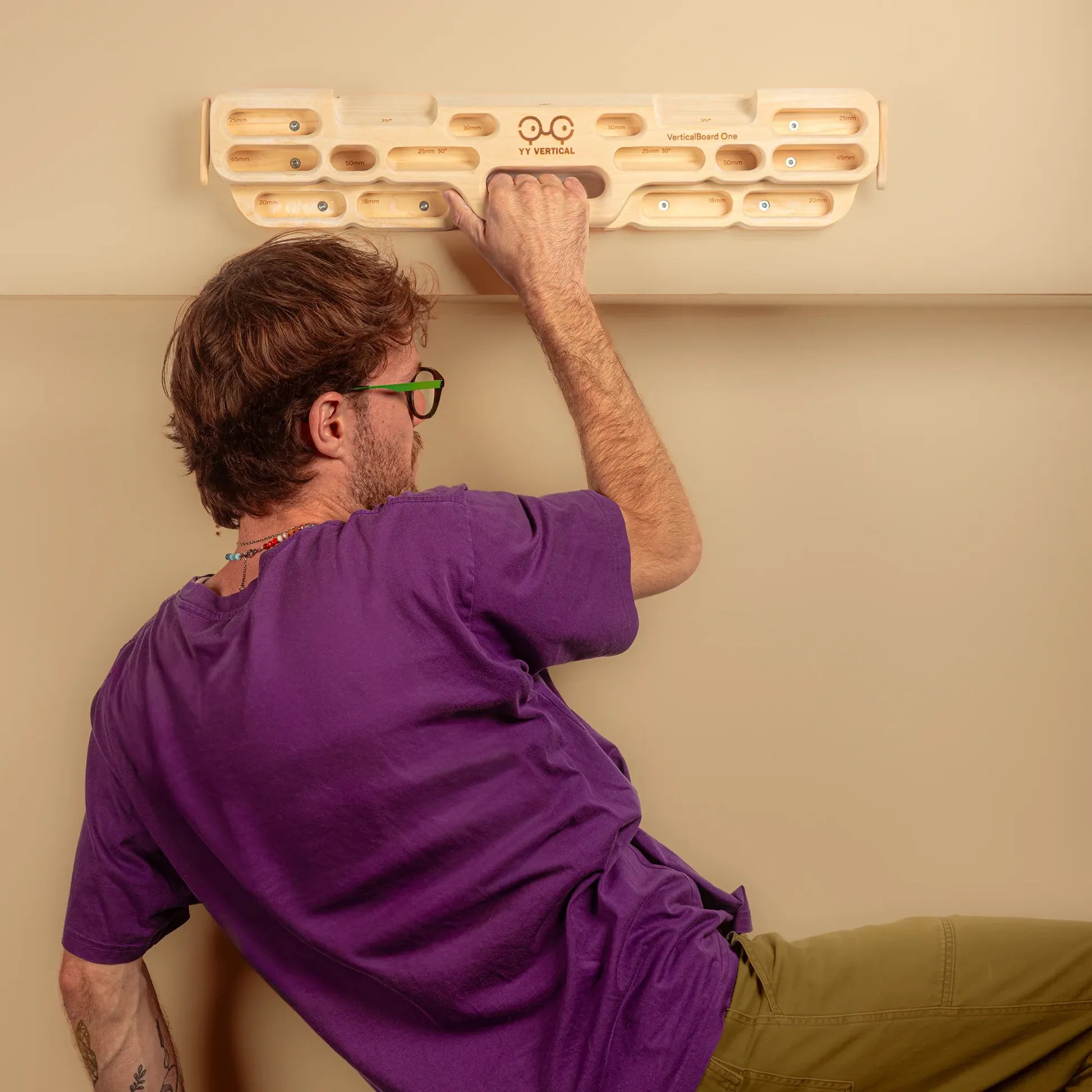 YYVertical VerticalBoard One shyb na jedné ruce